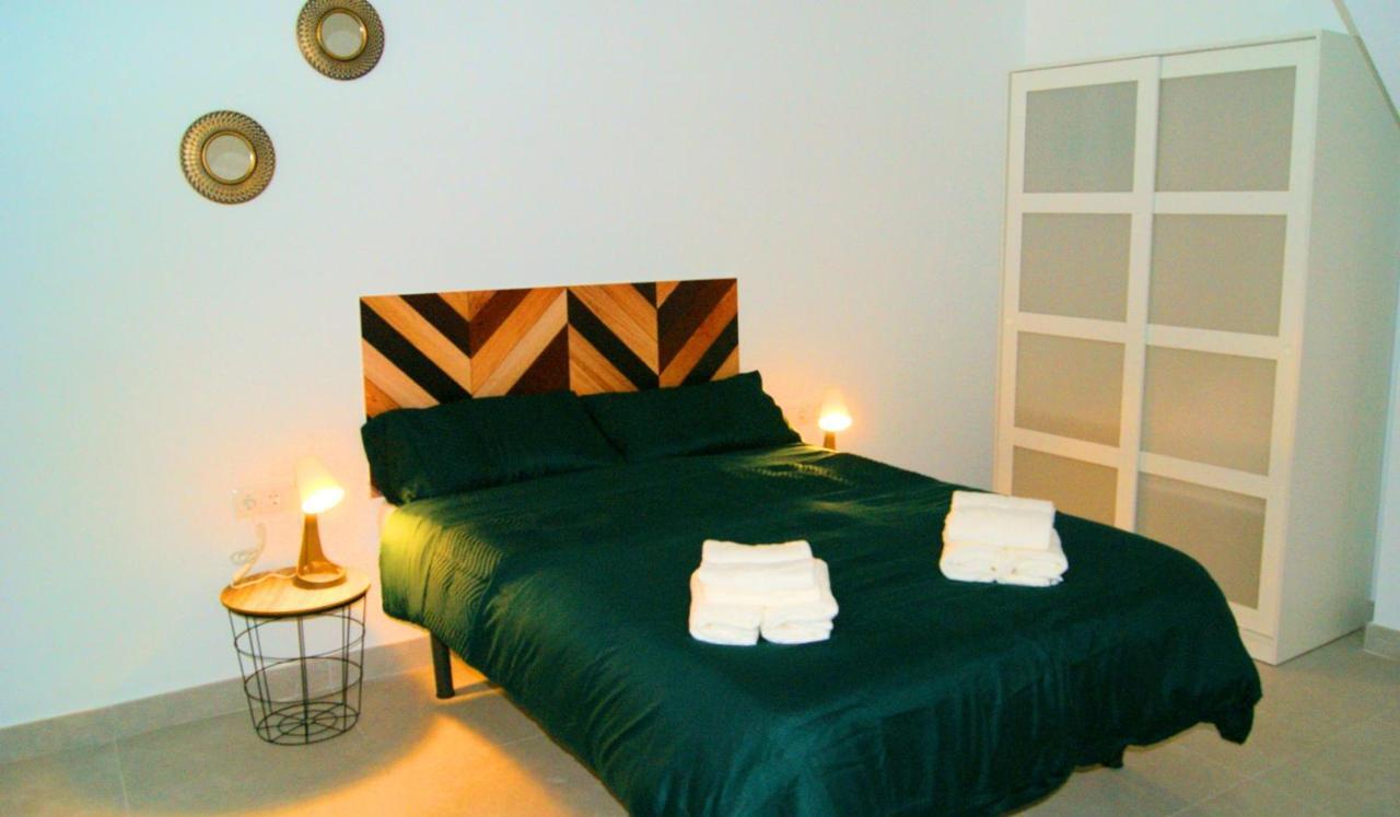 מאלגה Apartamento El Anden De La Estacion מראה חיצוני תמונה