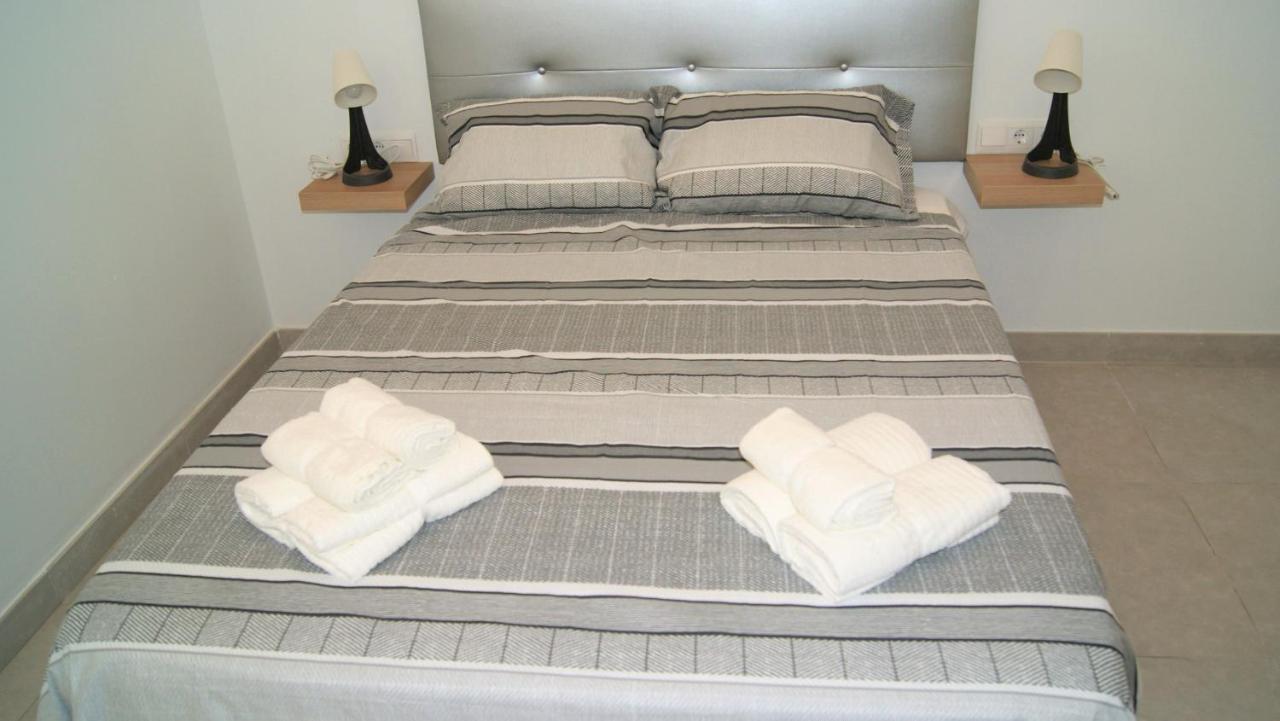 מאלגה Apartamento El Anden De La Estacion מראה חיצוני תמונה