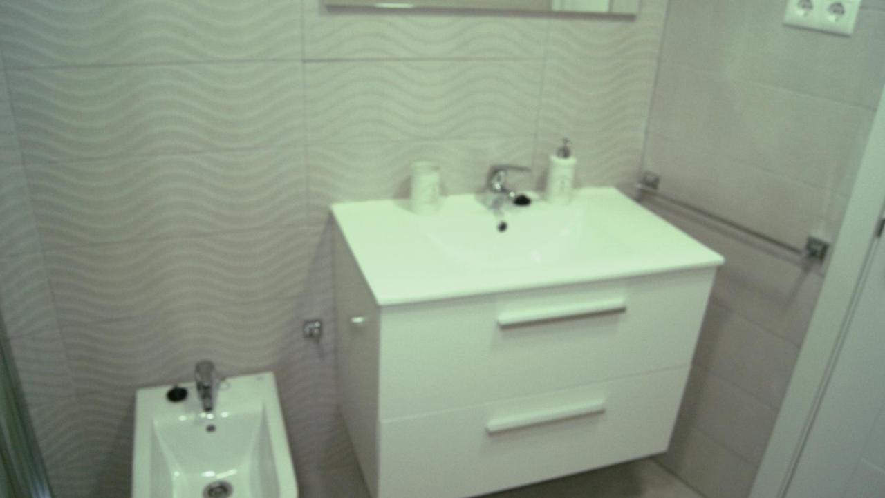מאלגה Apartamento El Anden De La Estacion מראה חיצוני תמונה